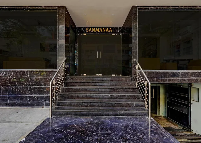 Super Townhouse Oak Clove Boutique Hotel Rajaji Nagar Near Lulu Mall Bengaluru